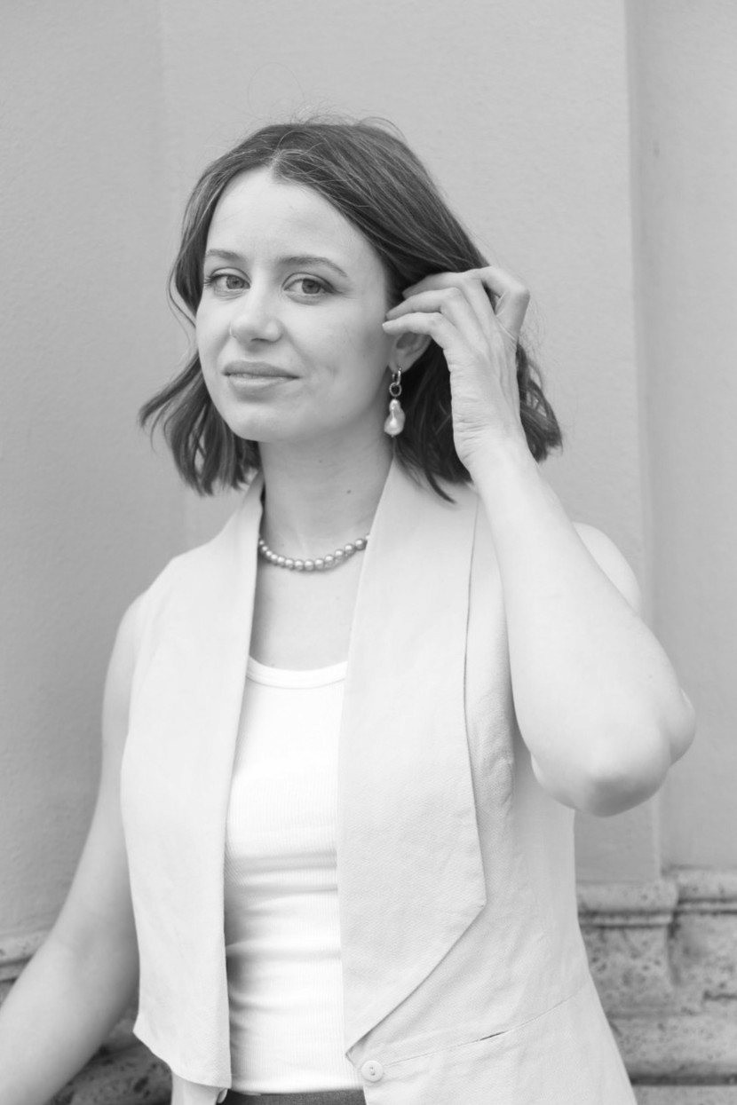 tatiana_lorenz_black_and_white_small
